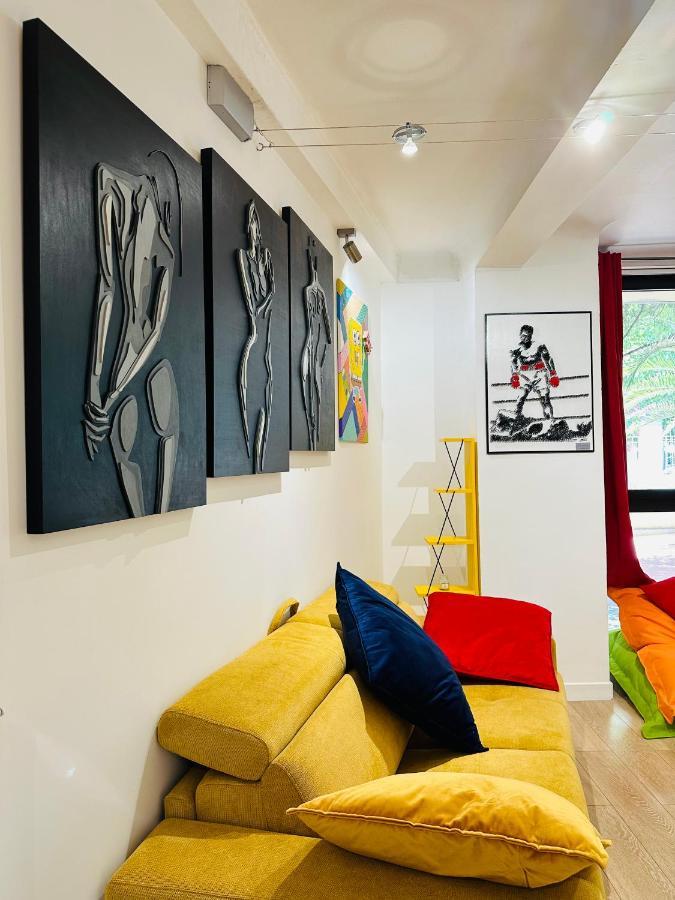 Pop Appart Appartement Artiste Configure En Galerie Dart A 200 M Du Centre Ville Avec Parking Prive Et Securise Gratuit Dans Copropriete Avignon Exterior foto